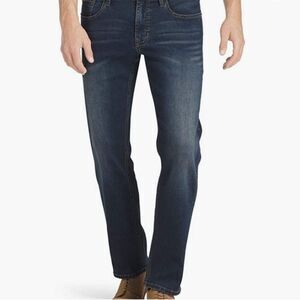 NWT IZOD Mens Straight Fit Saltwater Comfort Stretch Jeans 30 x 30